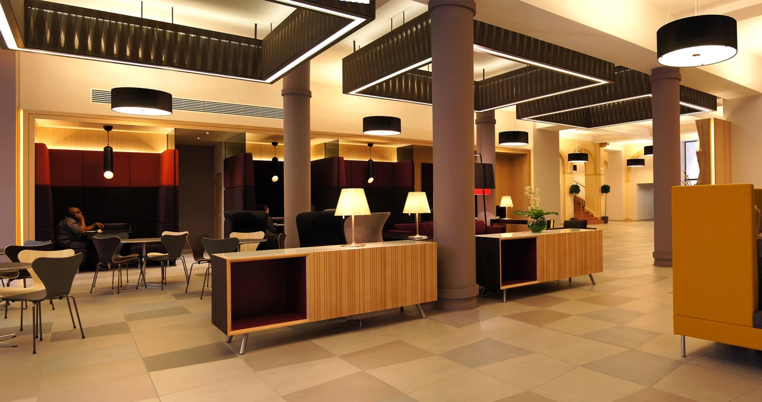 Churchgate Store 6 Churchgate Store -Churchgate Store DSC09424